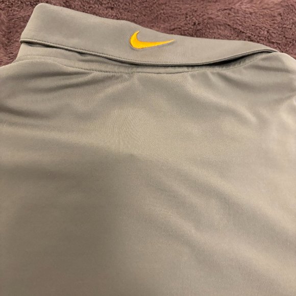 Nike Polo Shirt - Picture 4 of 5